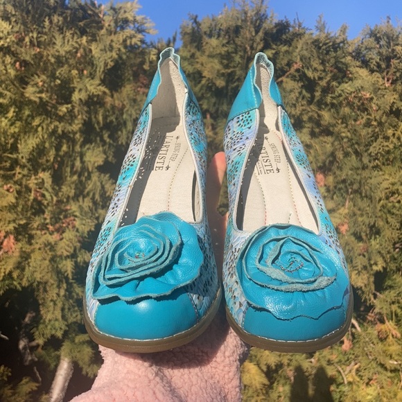 L’Artiste by Spring Step Carmelita Blue Leather Floral Pump Heel Women’s Size 41 - Picture 2 of 11